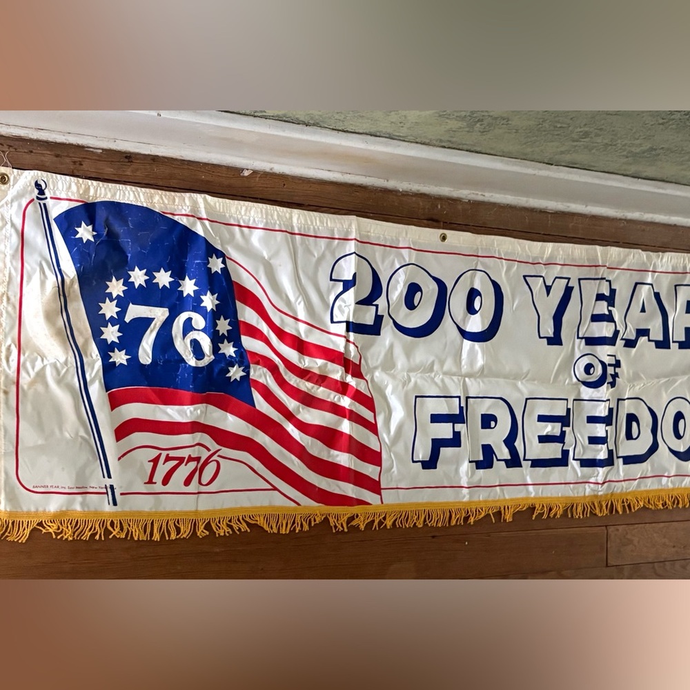 Vintage Americana Rare Original  Vintage Bicentennial 1776-1976 Banner must see